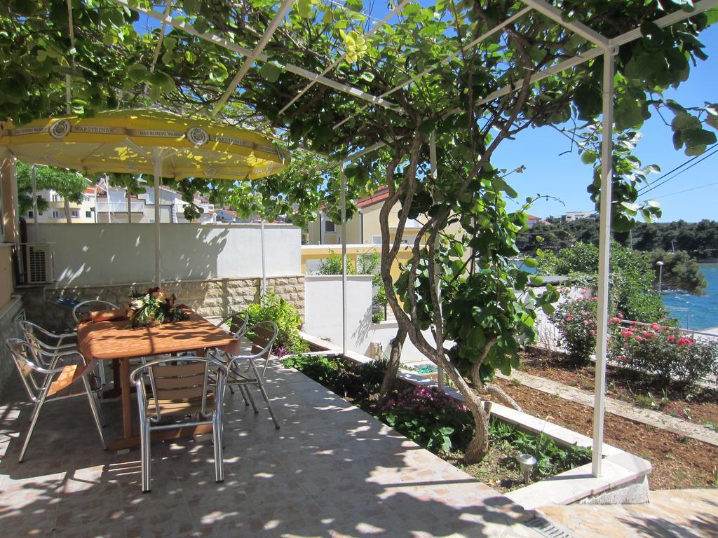 Apartments Saldun Trogir Exterior foto