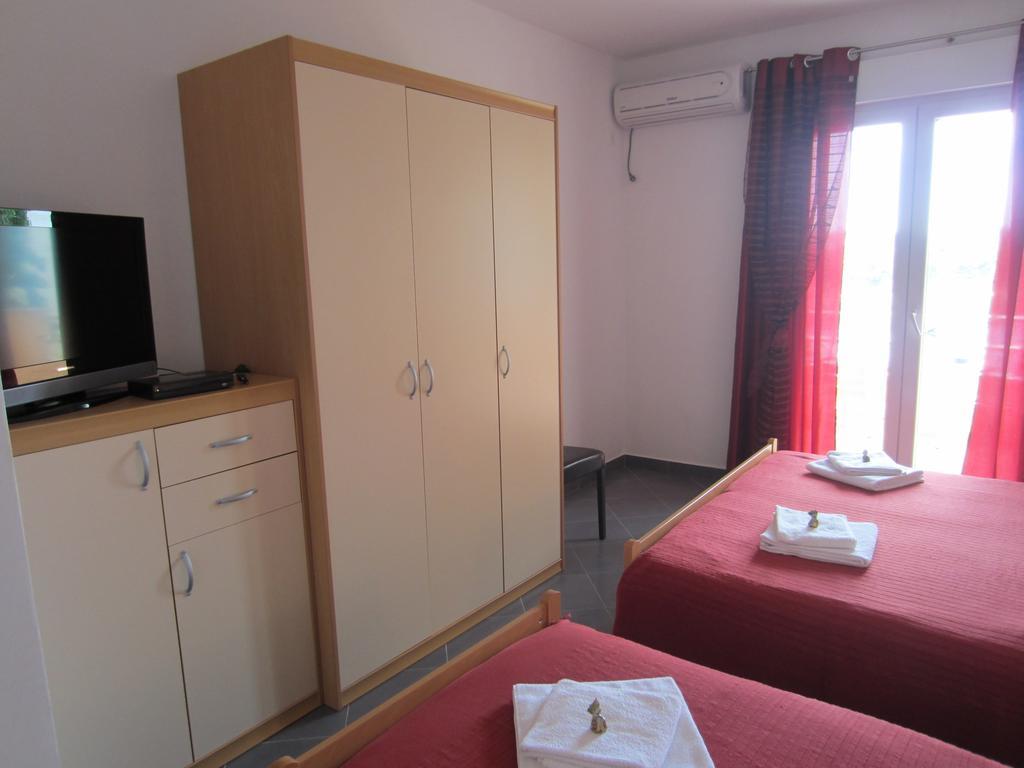 Apartments Saldun Trogir Exterior foto